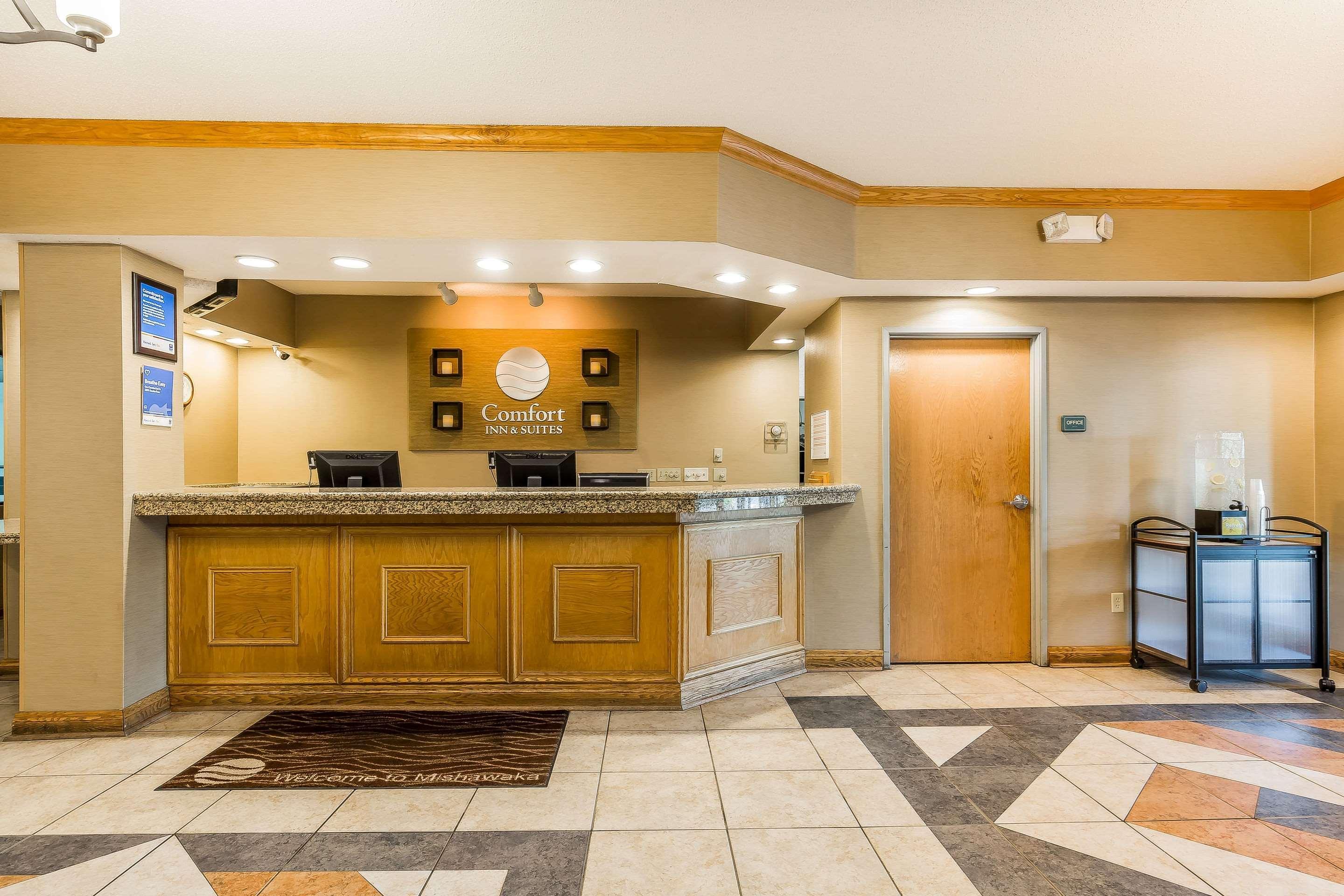 Comfort Inn & Suites Mishawaka-Саут-Бенд Екстер'єр фото